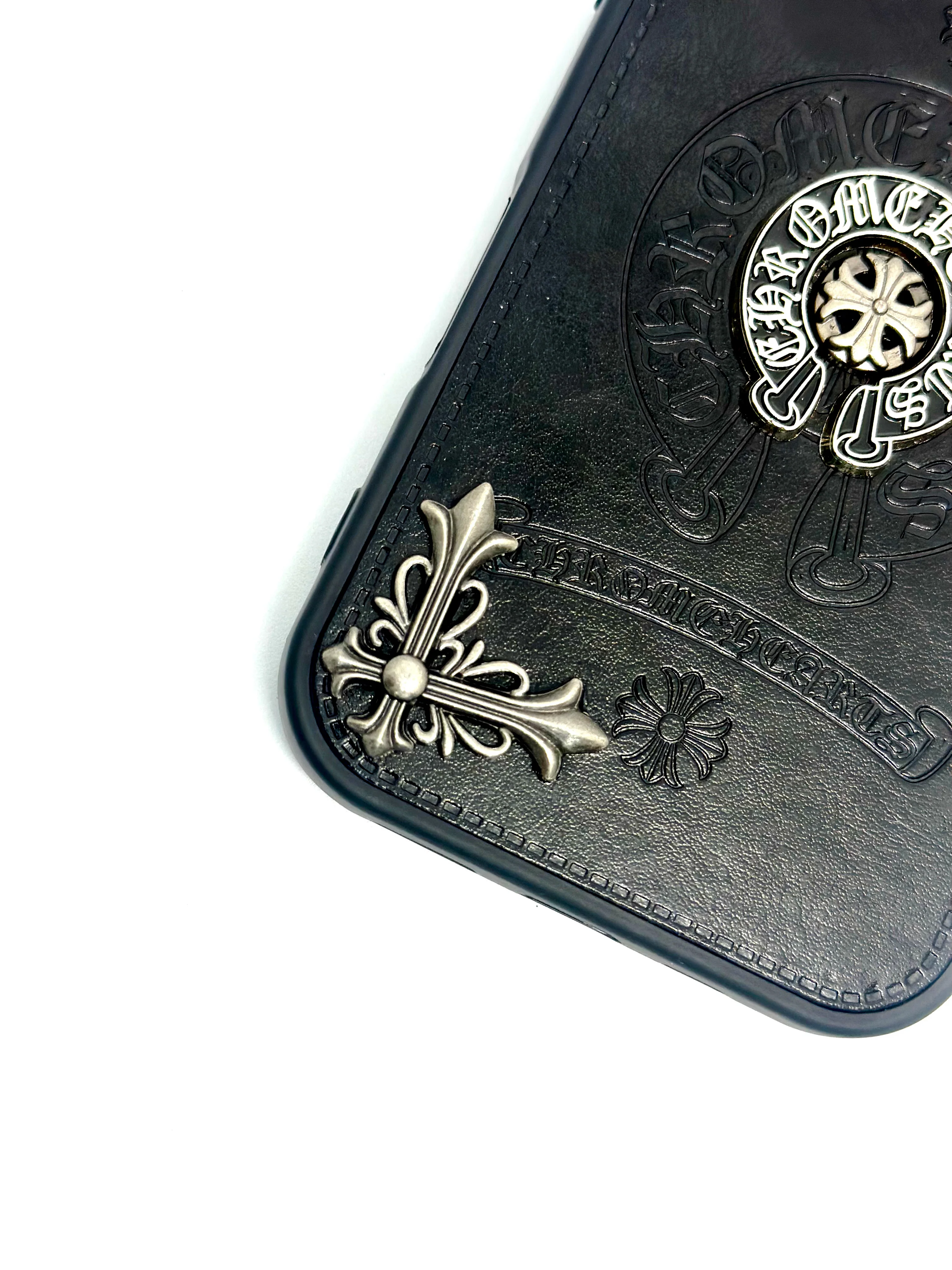Black Chrome iPhone Cover - Image 3